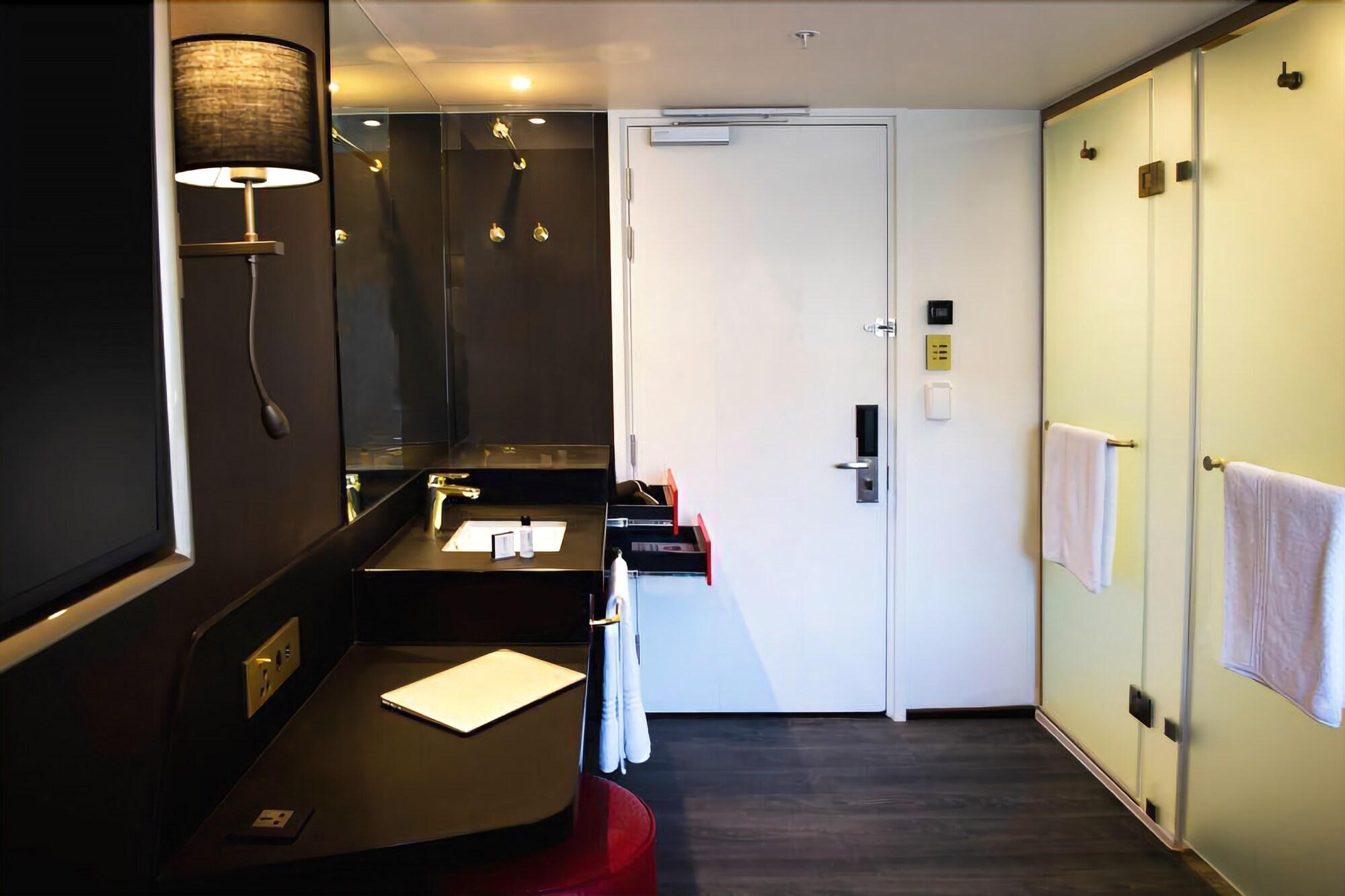 ซิกเนเจอร์ ลุกซ์ โฮเต็ล บาย โอโนโม โฟร์ชอร์ Hotel เคปทาวน์ ภายนอก รูปภาพ